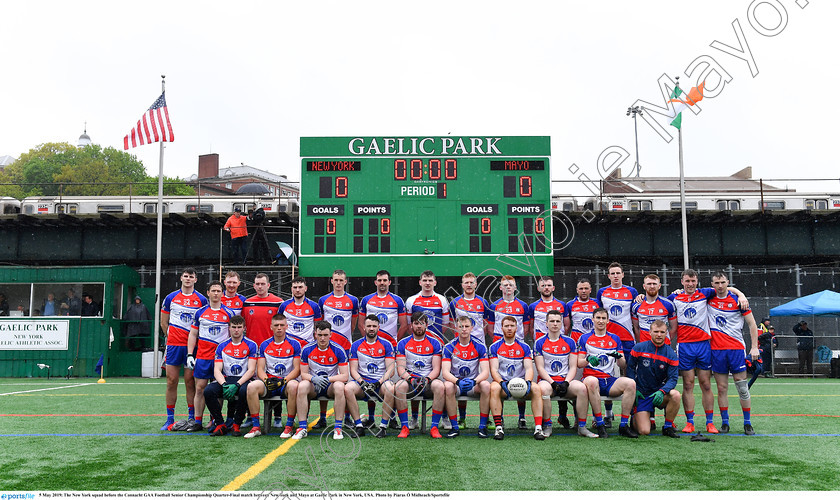 1696508 
 5 May 2019; The New York squad before the Connacht GAA Football Senior Championship Quarter-Final match between New York and Mayo at Gaelic Park in New York, USA. Photo by Piaras Ó Mídheach/Sportsfile 
 Keywords: GAA, Football, ny, nyc, bronx, Manhattan, team, panel, squad, photo, photograph, mayococo